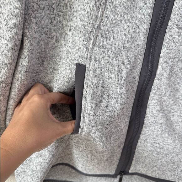 Lululemon Women’s Full Zip Heather Grey Fleece Jacket Sz 6 Outdoor Activewear - Picture 4 of 6